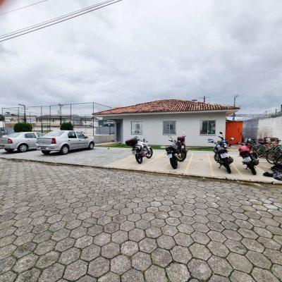 Apartamentos com 46m², 2 quartos, 1 garagem, no bairro Pachecos em Palhoça