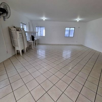 Apartamentos com 46m², 2 quartos, 1 garagem, no bairro Pachecos em Palhoça