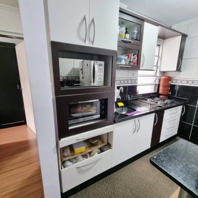 Apartamentos com 46m², 2 quartos, 1 garagem, no bairro Pachecos em Palhoça