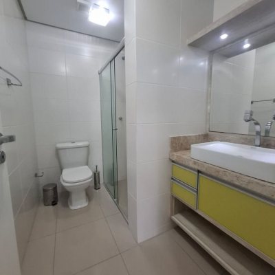 Apartamentos com 65m², 2 quartos, 1 suíte, 1 garagem, no bairro Capoeiras em Florianópolis