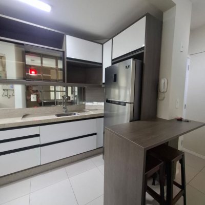 Apartamentos com 65m², 2 quartos, 1 suíte, 1 garagem, no bairro Capoeiras em Florianópolis