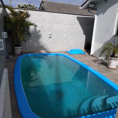 Casa Residencial com 130m², 3 quartos, 1 suíte, 2 garagens, no bairro São João Do Rio Vermelho em Florianópolis