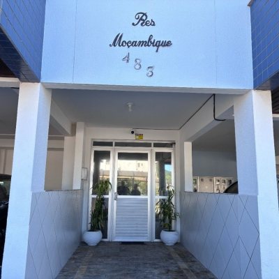 Apartamentos com 74m², 2 quartos, 1 garagem, no bairro Barra Da Lagoa em Florianópolis