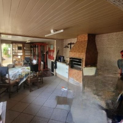 Casa Residencial com 136m², 3 quartos, 1 suíte, 2 garagens, no bairro Barreiros em São José