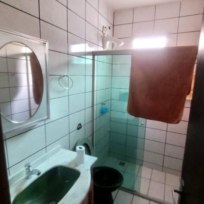 Casa Residencial com 136m², 3 quartos, 1 suíte, 2 garagens, no bairro Barreiros em São José