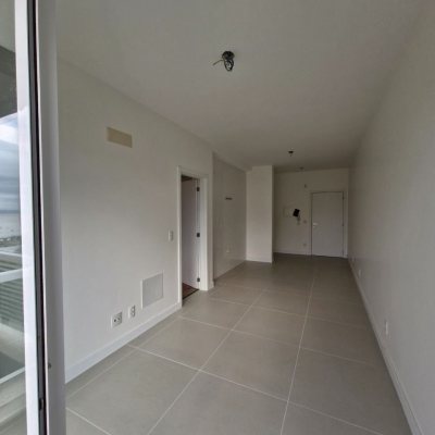 Apartamentos com 50m², 1 quarto, 1 garagem, no bairro João Paulo em Florianópolis