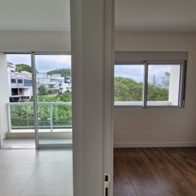 Apartamentos com 50m², 1 quarto, 1 garagem, no bairro João Paulo em Florianópolis