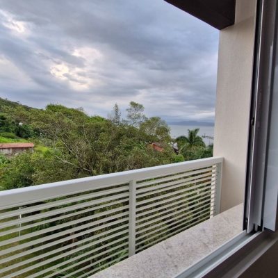 Apartamentos com 50m², 1 quarto, 1 garagem, no bairro João Paulo em Florianópolis