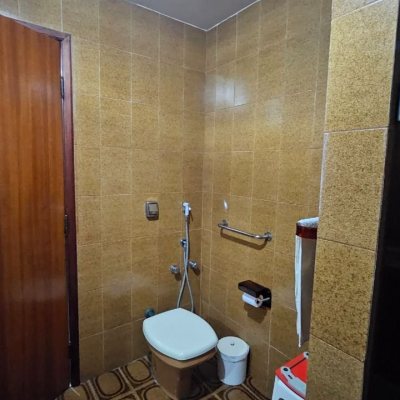Apartamentos com 211m², 4 quartos, 1 suíte, 2 garagens, no bairro Centro em Florianópolis