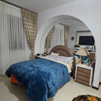 Apartamentos com 211m², 4 quartos, 1 suíte, 2 garagens, no bairro Centro em Florianópolis