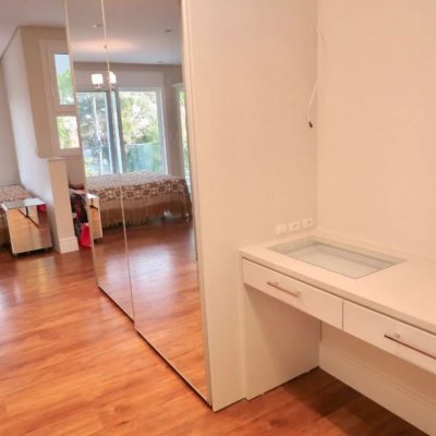 Casa Residencial com 385m², 5 quartos, 5 suítes, 2 garagens, no bairro Jurerê Internacional em Floranópolis