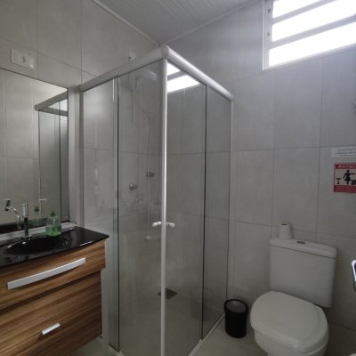 Casa Residencial com 119m², 3 quartos (sendo 1 suíte), 2 garagens, no bairro Daniela em Florianópolis