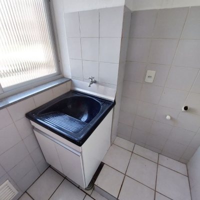 Apartamentos com 52m², 2 quartos, 1 garagem, no bairro Serraria em São José