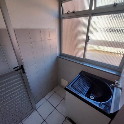 Apartamentos com 52m², 2 quartos, 1 garagem, no bairro Serraria em São José