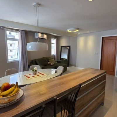 Apartamentos com 91m², 3 quartos, 1 suíte, 2 garagens, no bairro Trindade em Florianópolis