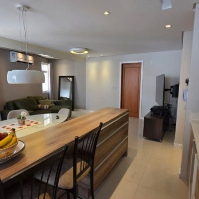 Apartamentos com 91m², 3 quartos, 1 suíte, 2 garagens, no bairro Trindade em Florianópolis