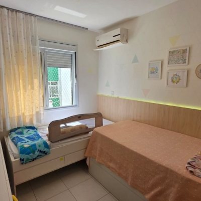 Apartamentos com 91m², 3 quartos, 1 suíte, 2 garagens, no bairro Trindade em Florianópolis