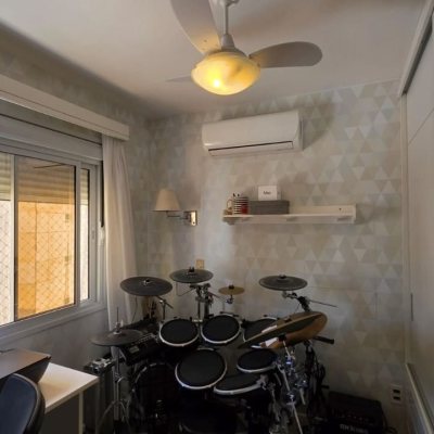 Apartamentos com 91m², 3 quartos, 1 suíte, 2 garagens, no bairro Trindade em Florianópolis