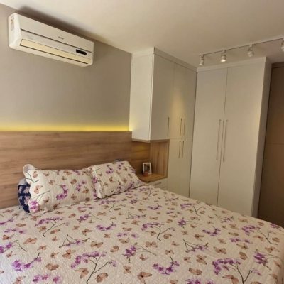 Apartamentos com 91m², 3 quartos, 1 suíte, 2 garagens, no bairro Trindade em Florianópolis