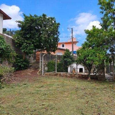 Casa Residencial/Comercial com 288m², 4 garagens, no bairro Saco Dos Limões em Florianópolis