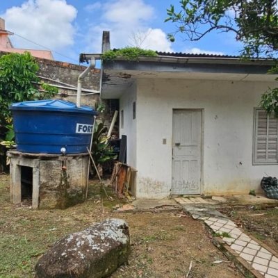 Casa Residencial/Comercial com 288m², 4 garagens, no bairro Saco Dos Limões em Florianópolis