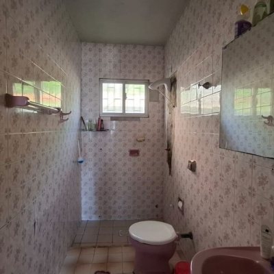 Casa Residencial com 70m², 3 quartos, 1 garagem, no bairro Barreiros em São José