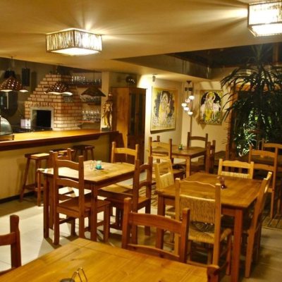 Casa Residencial com 322m², 7 quartos (sendo 7 suítes), 8 garagens, no bairro Pântano Do Sul em Florianópolis