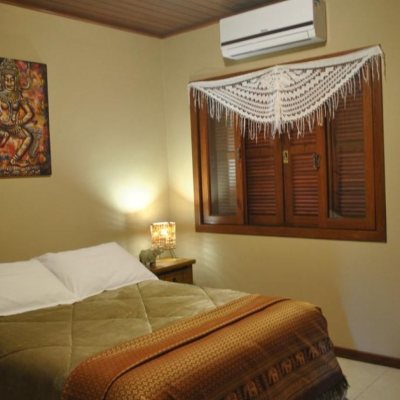 Casa Residencial com 322m², 7 quartos (sendo 7 suítes), 8 garagens, no bairro Pântano Do Sul em Florianópolis