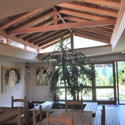 Casa Residencial com 322m², 7 quartos (sendo 7 suítes), 8 garagens, no bairro Pântano Do Sul em Florianópolis