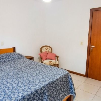 Casa em Condomínio com 103m², 2 quartos, 2 suítes, 1 garagem, no bairro Canasvieiras em Florianópolis