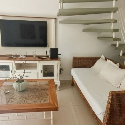 Casa em Condomínio com 103m², 2 quartos, 2 suítes, 1 garagem, no bairro Canasvieiras em Florianópolis