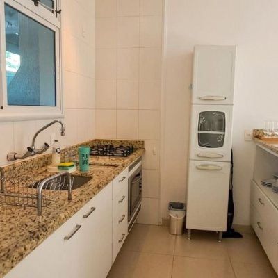 Casa em Condomínio com 103m², 2 quartos, 2 suítes, 1 garagem, no bairro Canasvieiras em Florianópolis
