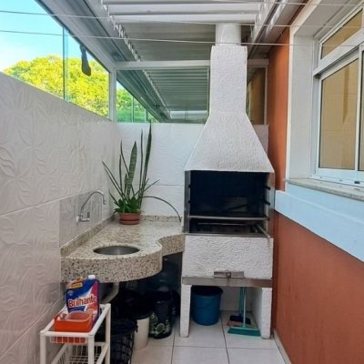 Casa em Condomínio com 103m², 2 quartos, 2 suítes, 1 garagem, no bairro Canasvieiras em Florianópolis