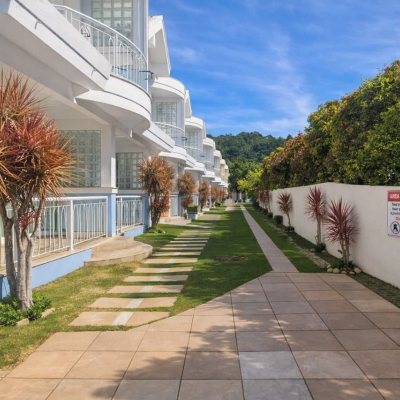 Casa em Condomínio com 103m², 2 quartos, 2 suítes, 1 garagem, no bairro Canasvieiras em Florianópolis