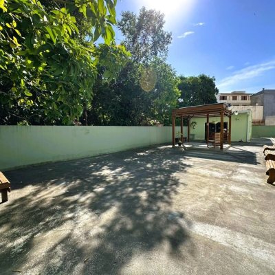 Apartamentos com 43m², 1 quarto, 1 garagem, no bairro Capoeiras em Florianópolis