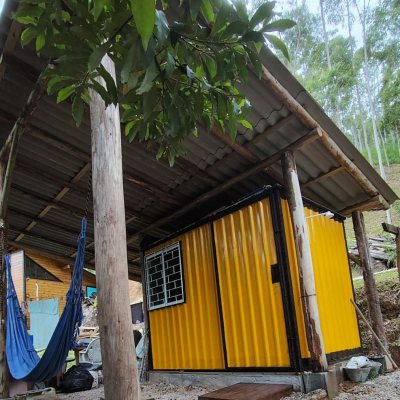 Chacara com 100m², 1 quarto, 3 garagens, no bairro Localidade De Freitas em Paulo Lopes