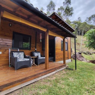 Chacara com 100m², 1 quarto, 3 garagens, no bairro Localidade De Freitas em Paulo Lopes