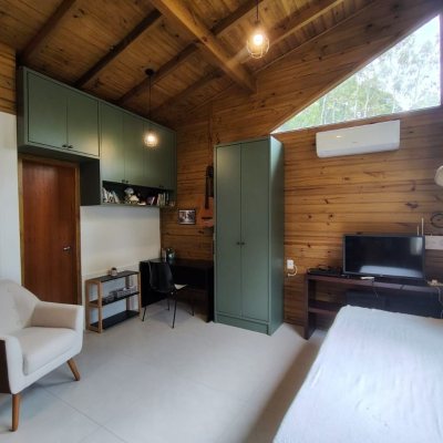 Chacara com 100m², 1 quarto, 3 garagens, no bairro Localidade De Freitas em Paulo Lopes