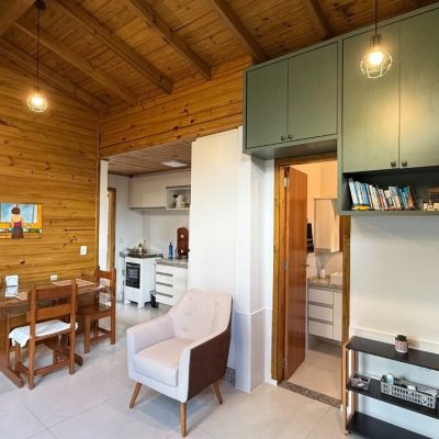 Chacara com 100m², 1 quarto, 3 garagens, no bairro Localidade De Freitas em Paulo Lopes