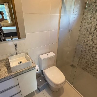 Chacara com 100m², 1 quarto, 3 garagens, no bairro Localidade De Freitas em Paulo Lopes