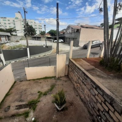 Casa Residencial com 150m², 3 quartos, 1 suíte, 1 garagem, no bairro Serraria em São José