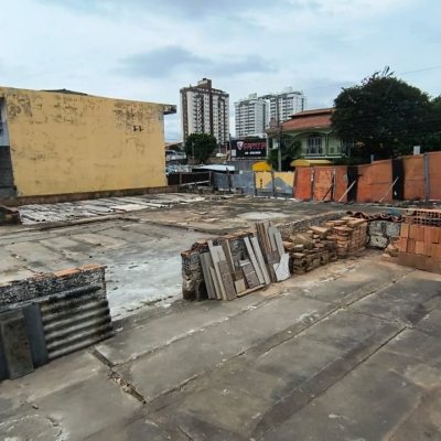 Terreno Comercial/Residencial com 814m², no bairro Estreito em Florianópolis