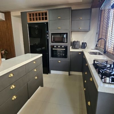Apartamentos com 101m², 3 quartos, 1 suíte, 1 garagem, no bairro Canasvieiras em Florianópolis