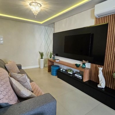 Apartamentos com 101m², 3 quartos, 1 suíte, 1 garagem, no bairro Canasvieiras em Florianópolis