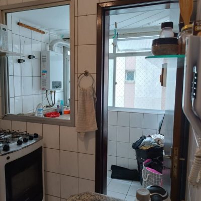 Apartamentos com 40m², 1 quarto (sendo 1 suíte), no bairro Centro em Floranópolis