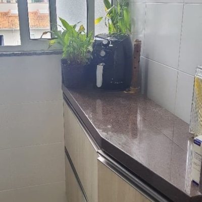 Apartamentos com 64m², 2 quartos (sendo 1 suíte), 2 garagens, no bairro Serraria em São José