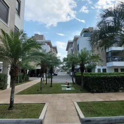 Apartamentos com 88m², 3 quartos, 1 suíte, 2 garagens, no bairro Campeche em Florianópolis