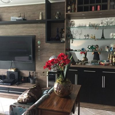 Casa Residencial com 100m², 3 quartos, 1 suíte, 2 garagens, no bairro Ingleses do Rio Vermelho em Florianópolis