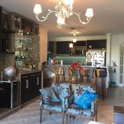 Casa Residencial com 100m², 3 quartos, 1 suíte, 2 garagens, no bairro Ingleses do Rio Vermelho em Florianópolis