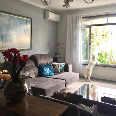 Casa Residencial com 100m², 3 quartos, 1 suíte, 2 garagens, no bairro Ingleses do Rio Vermelho em Florianópolis